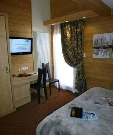 Hotel Restaurant 